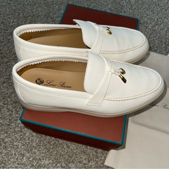 ❌SOLD❌ LORO PIANA WHITE GOLD LEATHER SUMMER CHARM LOAFER - Picture 10 of 16